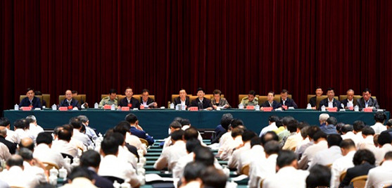 孟建柱：完善社会治安防控体系 建设平安中国基础工程